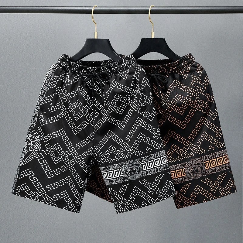 Versace Black Shorts in Everyday Casual Style: A No-Stretch Five-Point Tested Against the Tape Measure
